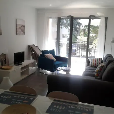 Apartment Proche Port De Plaisance D'arcachon - 2 Chambres *